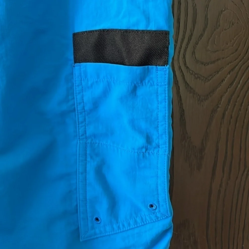 Magellan men’s fish gear shorts. Mag repel. Size 2XL.